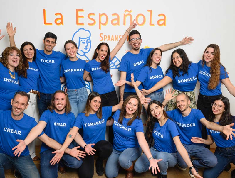 La Española: sobre la autora